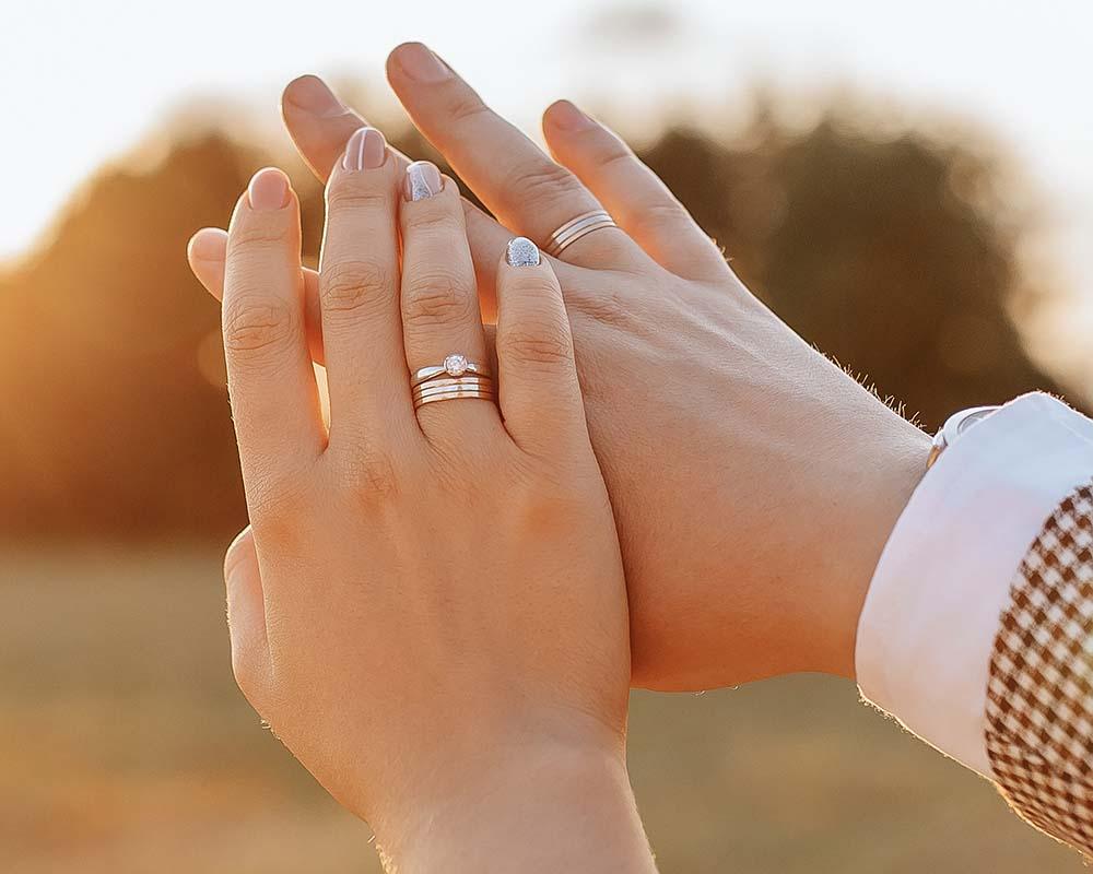 Choose Unique Diamond Wedding Rings New World Diamonds